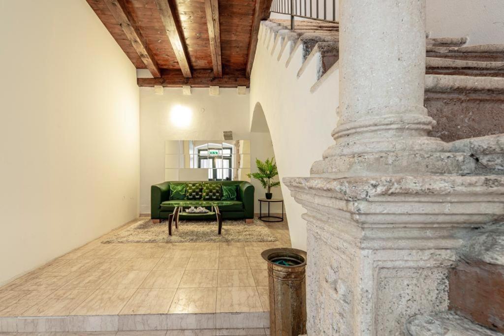 Relaxing Apartment Paulina With Balcony Dubrovnik Exterior photo